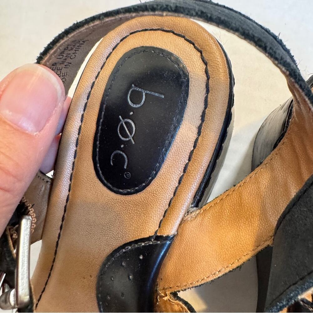 BOC Black Leather Strappy Wedge Sandals Womens 7 Comfort Shoes Beachy Summer - Picture 4 of 11